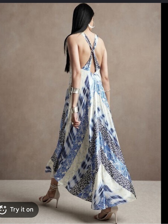Banana Republic Dresses & Skirts - Banana Republic Blue and Cream Printed Maxi Skirt